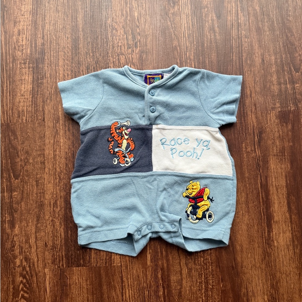 Vintage Disney Winnie the Pooh 100 Acre Collection Baby Romper Tigger 6-9M
